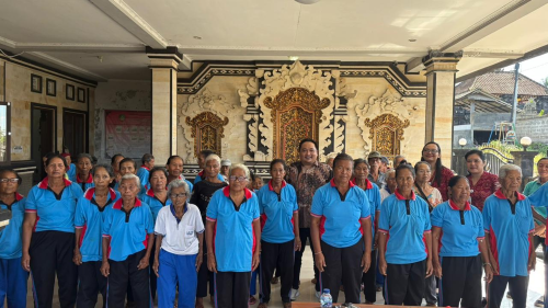 Edukasi Kesehatan Jantung bersama Posyandu Lansia di Banjar Peneng, Baturiti